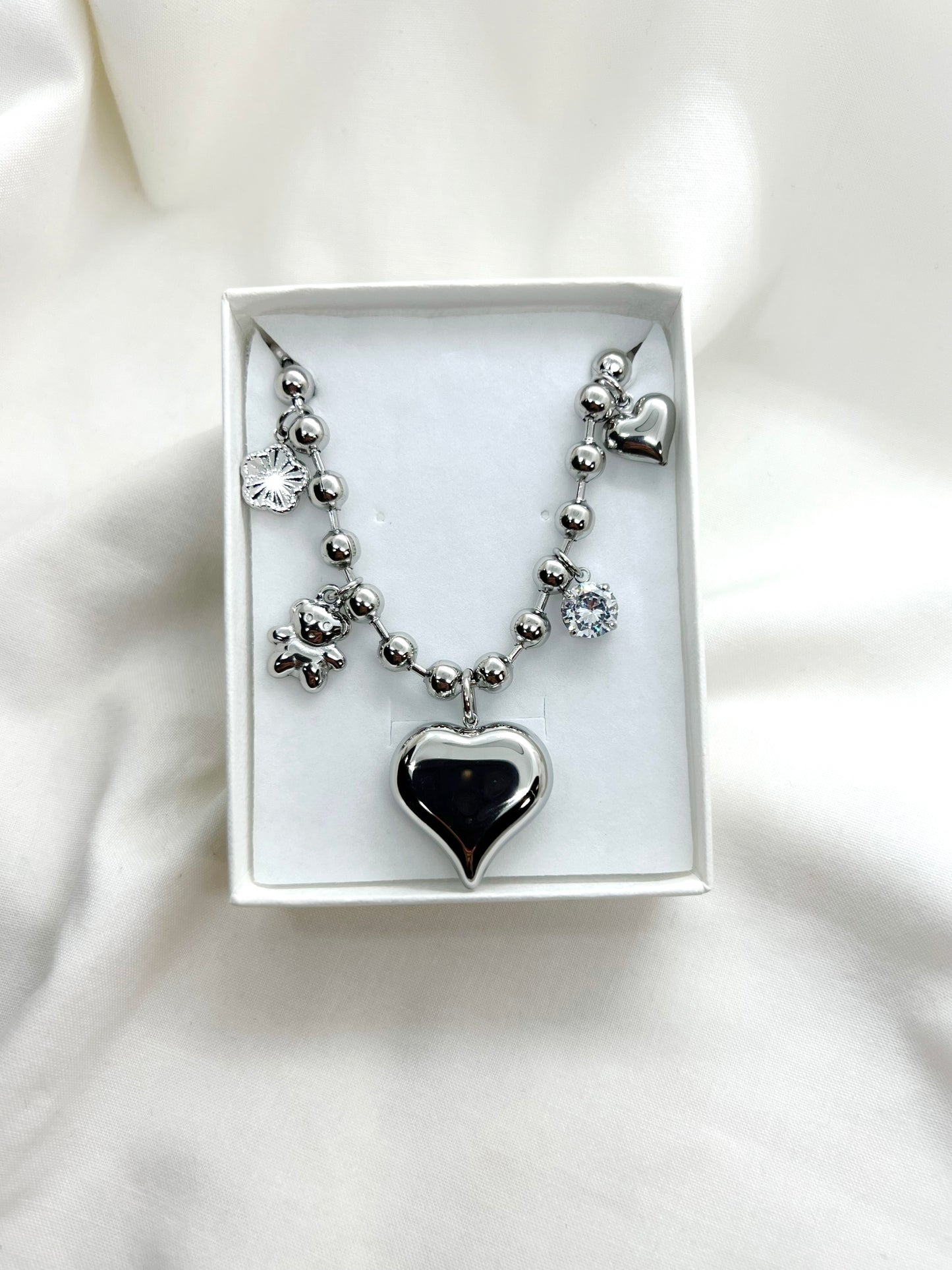 Collana Nike